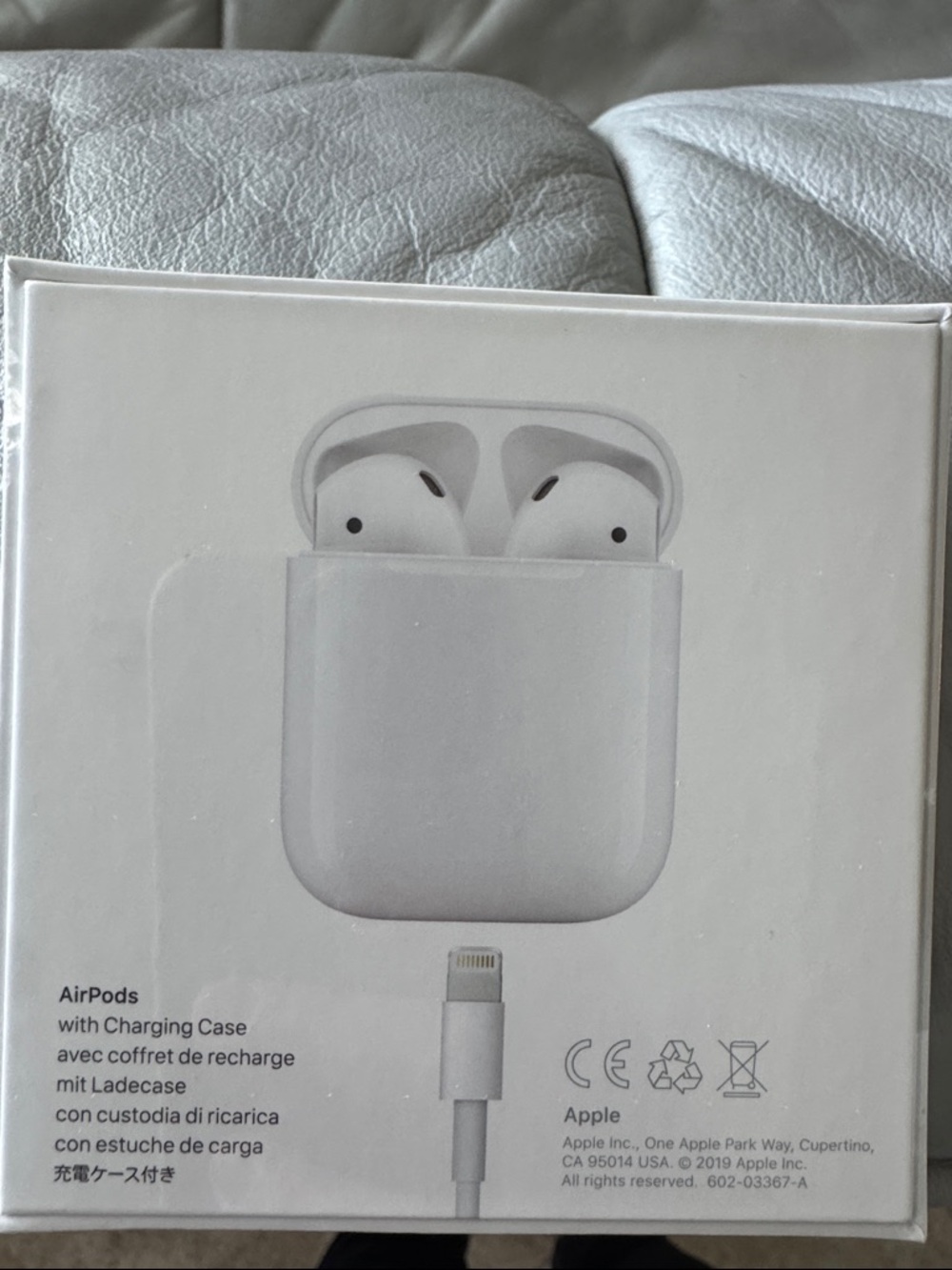 Apple White AirPods with Lightning Charging Case